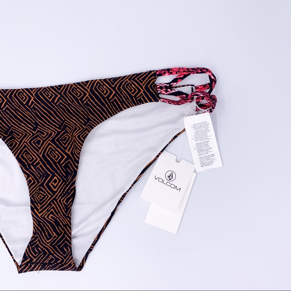 Volcom urban tribe full bikini bottom - Picture 2 of 7